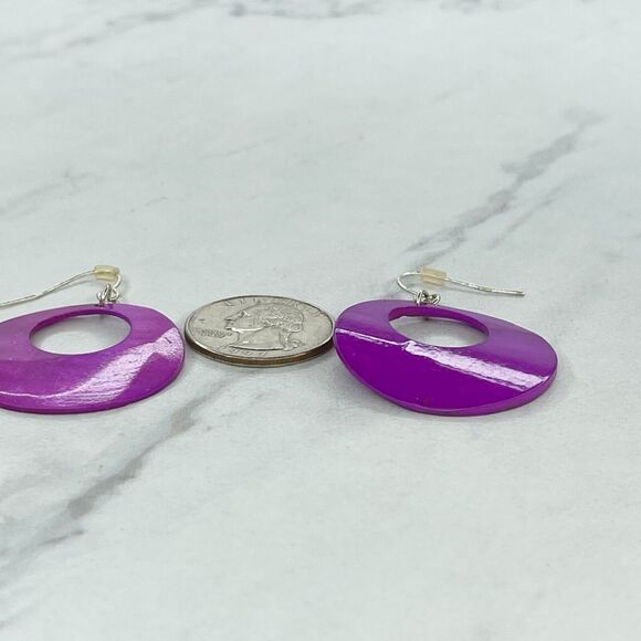 Purple Mother of Pearl Shell Dangle Silver Tone Earrings Pierced Pair - Picture 6 of 7